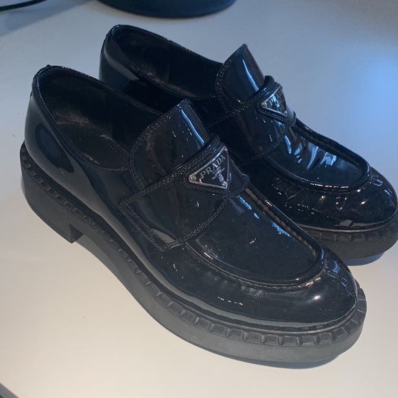 PRADA LOGO LOAFERS - Picture 2 of 7